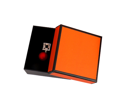 กล่องของขวัญ สีส้ม 5x5x3 cm.